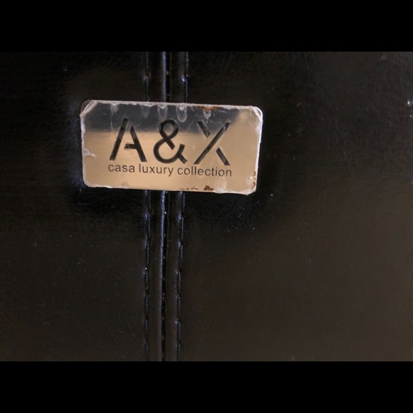 Designer Armani exchange dinning room set - Picture 4 of 4